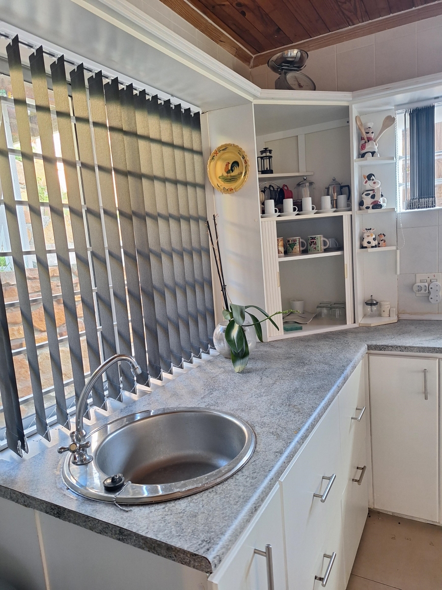 To Let 3 Bedroom Property for Rent in Fish Hoek Western Cape